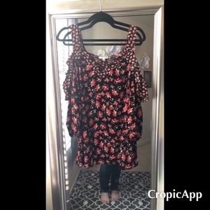 Colder Shoulder Floral Top